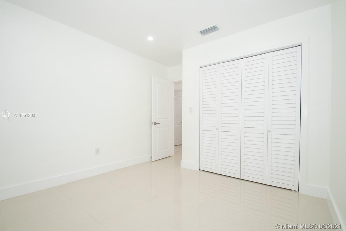 See details / 2250 sq. ft. $ 2021-06-02 0 Photo