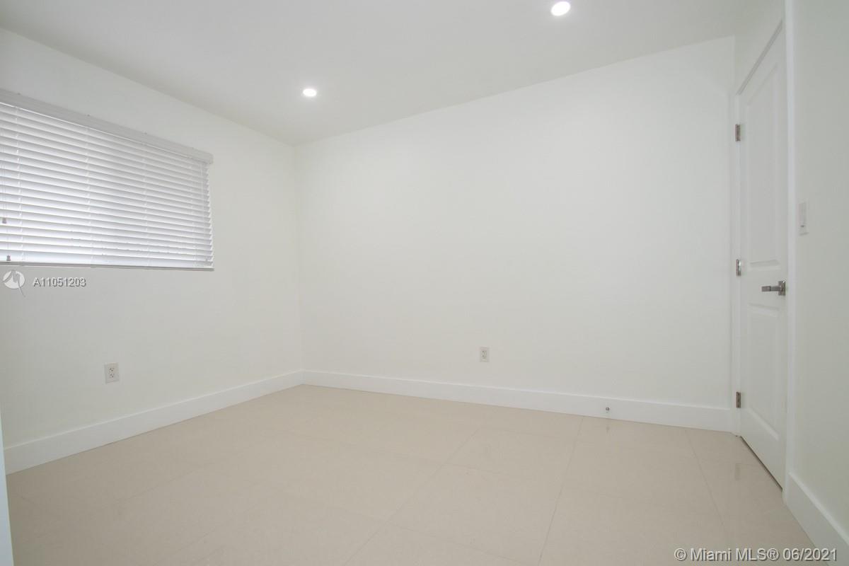 See details / 2250 sq. ft. $ 2021-06-02 0 Photo