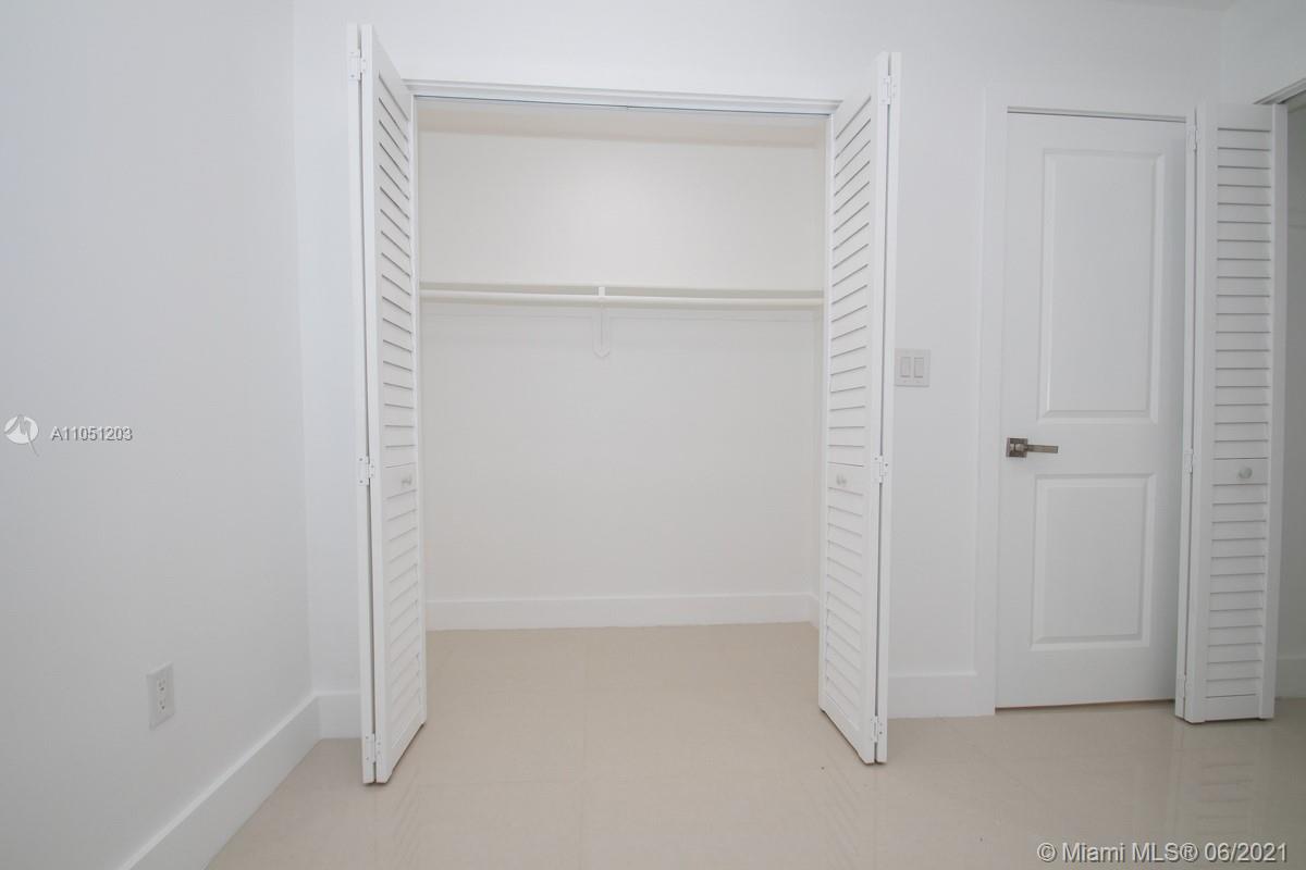 See details / 2250 sq. ft. $ 2021-06-02 0 Photo
