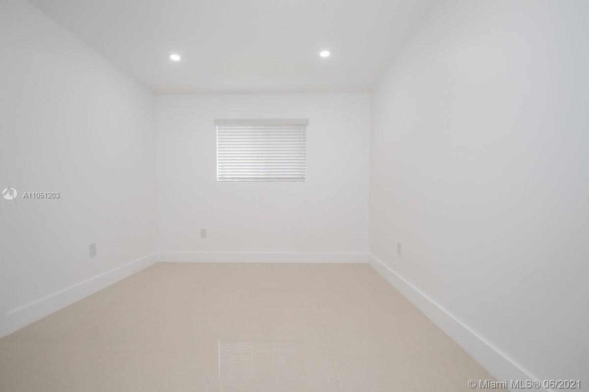 See details / 2250 sq. ft. $ 2021-06-02 0 Photo