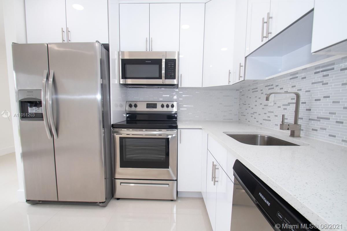 See details / 2250 sq. ft. $ 2021-06-02 0 Photo