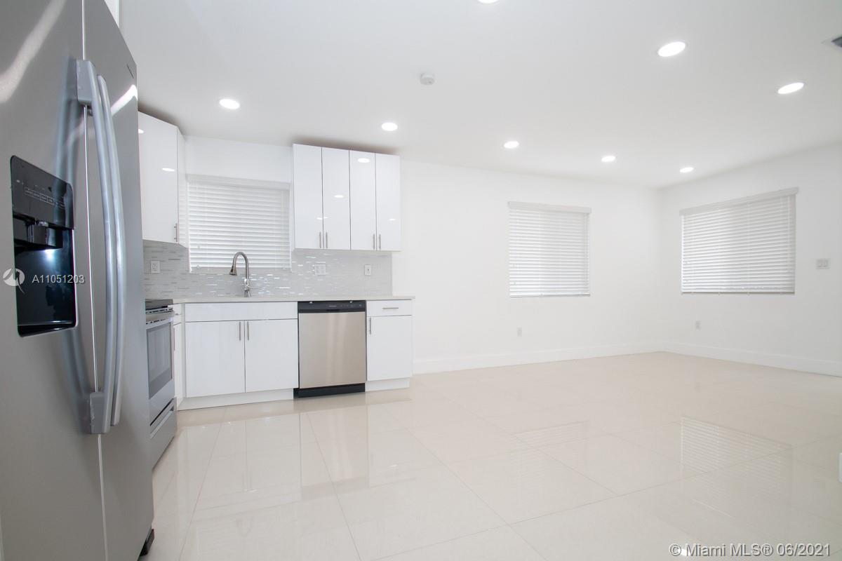 See details / 2250 sq. ft. $ 2021-06-02 0 Photo