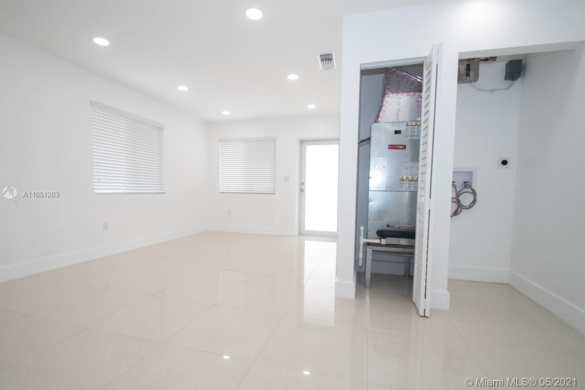 See details / 2250 sq. ft. $ 2021-06-02 0 Photo