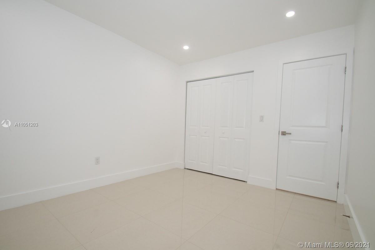 See details / 2250 sq. ft. $ 2021-06-02 0 Photo