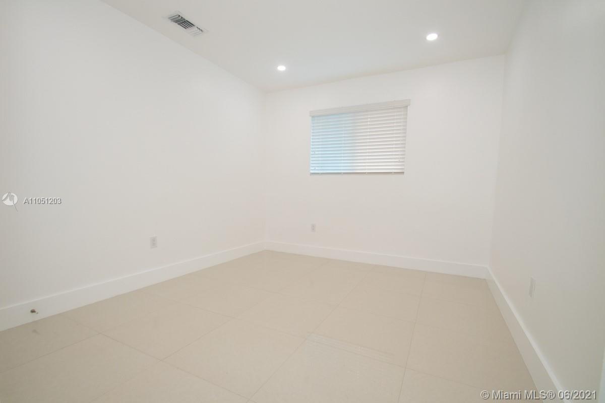 See details / 2250 sq. ft. $ 2021-06-02 0 Photo