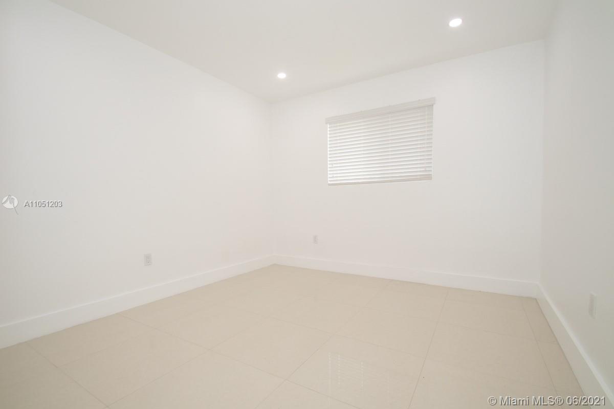 See details / 2250 sq. ft. $ 2021-06-02 0 Photo