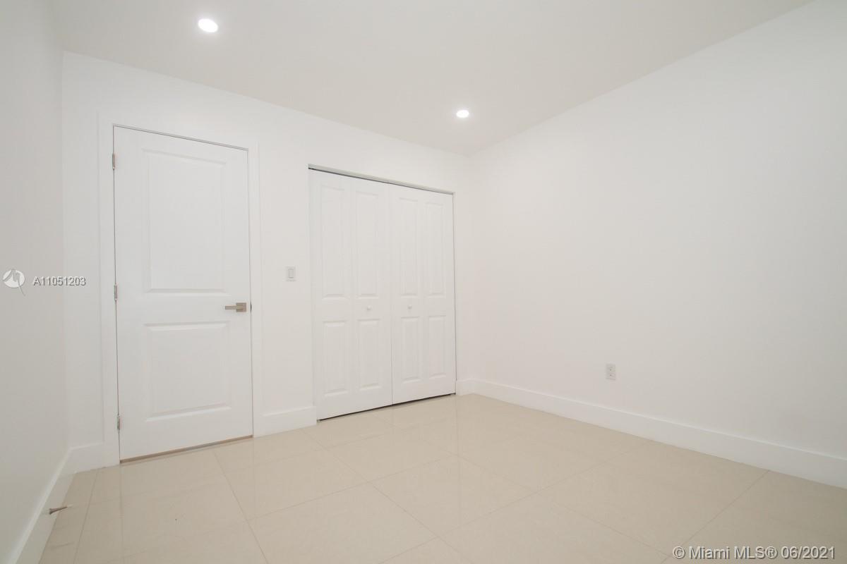 See details / 2250 sq. ft. $ 2021-06-02 0 Photo
