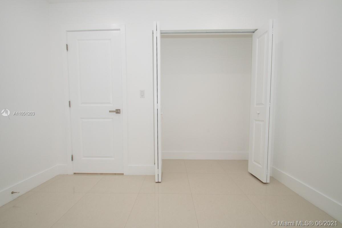 See details / 2250 sq. ft. $ 2021-06-02 0 Photo