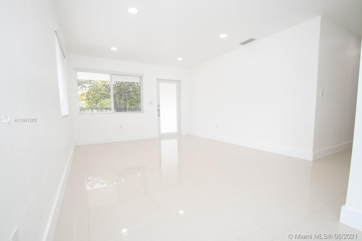 See details / 2250 sq. ft. $ 2021-06-02 0 Photo