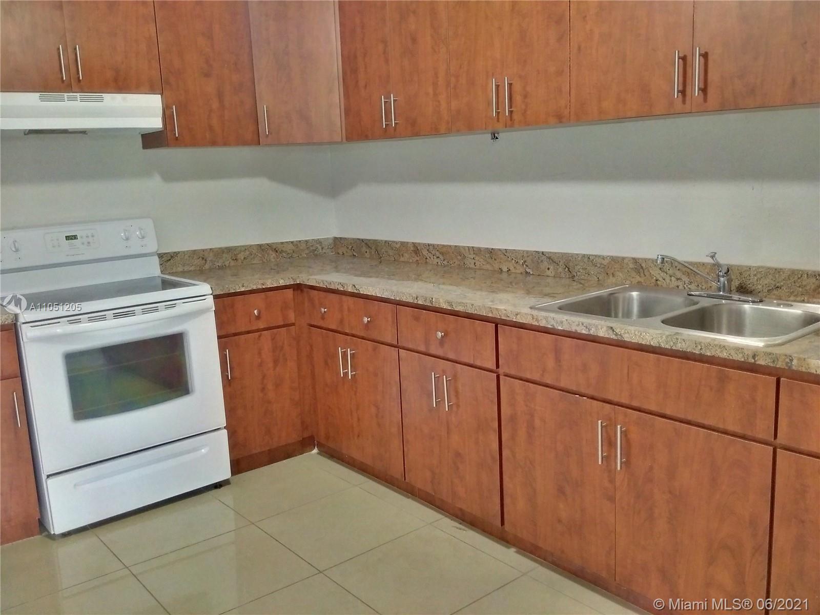 See details / 2102 sq. ft. $ 2021-06-02 0 Photo