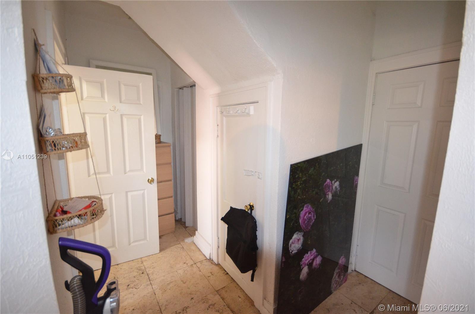 See details / 2161 sq. ft. $ 2021-06-02 0 Photo