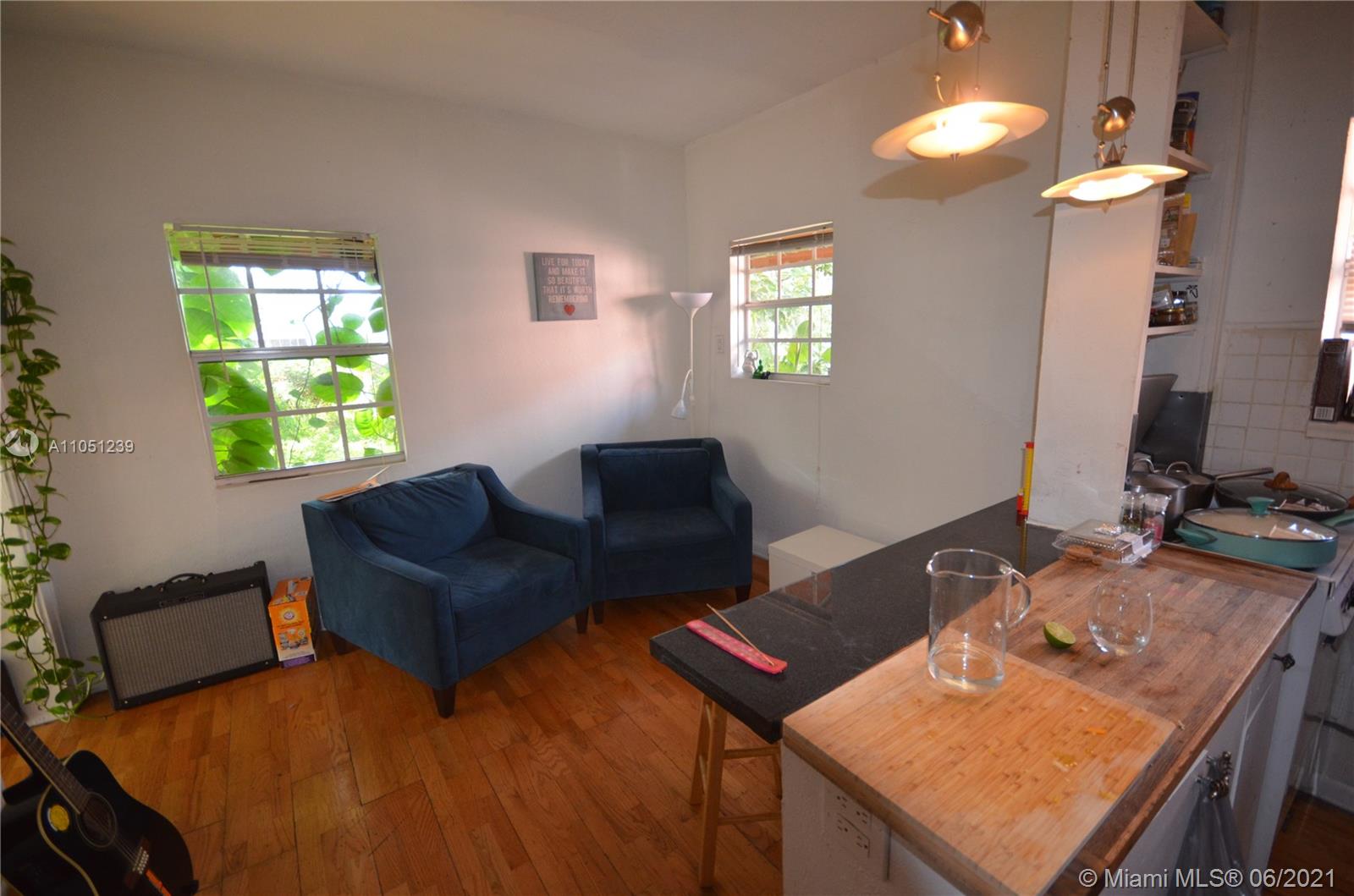 See details / 2161 sq. ft. $ 2021-06-02 0 Photo