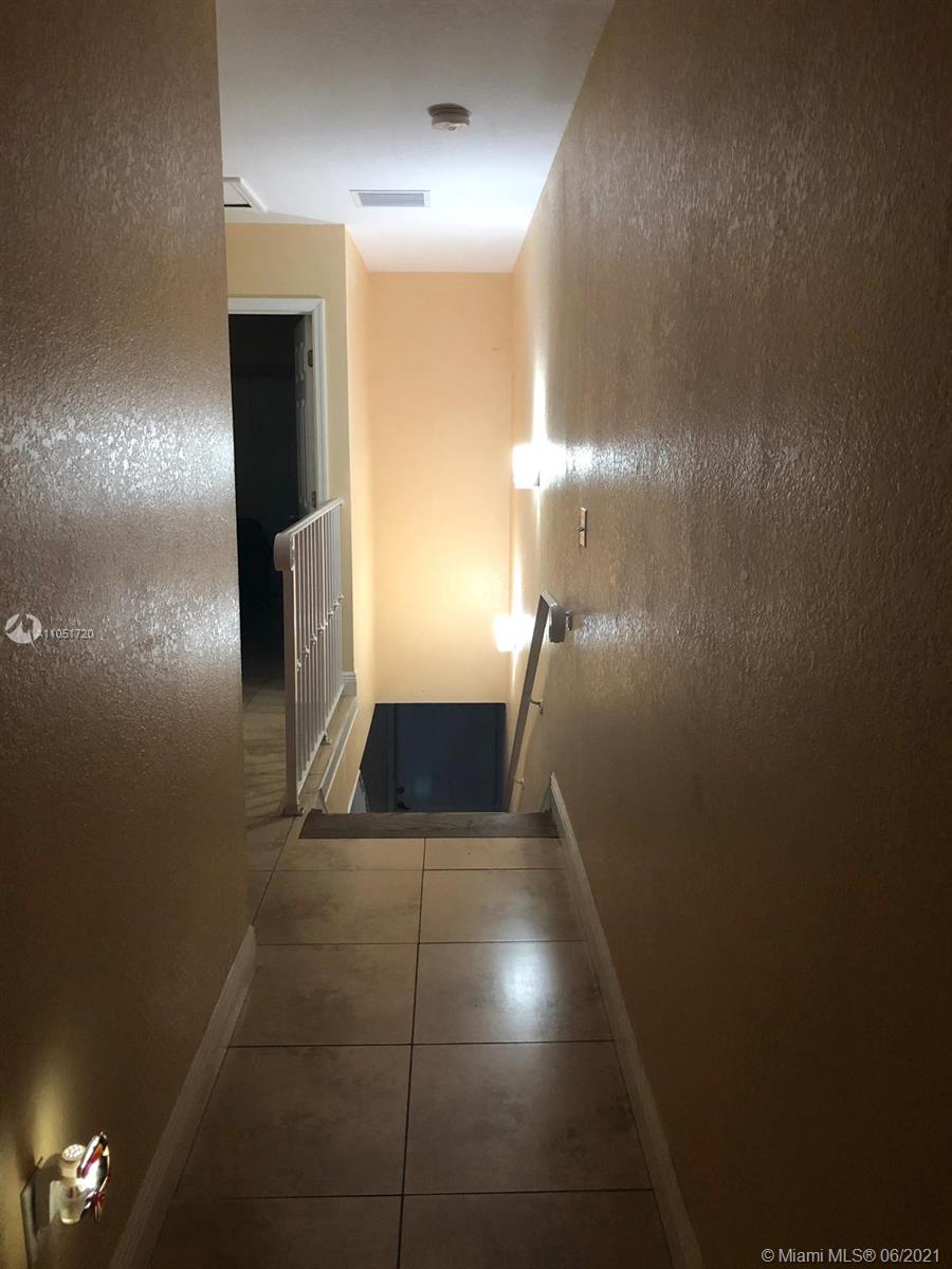 See details / 2784 sq. ft. $ 2021-06-03 0 Photo