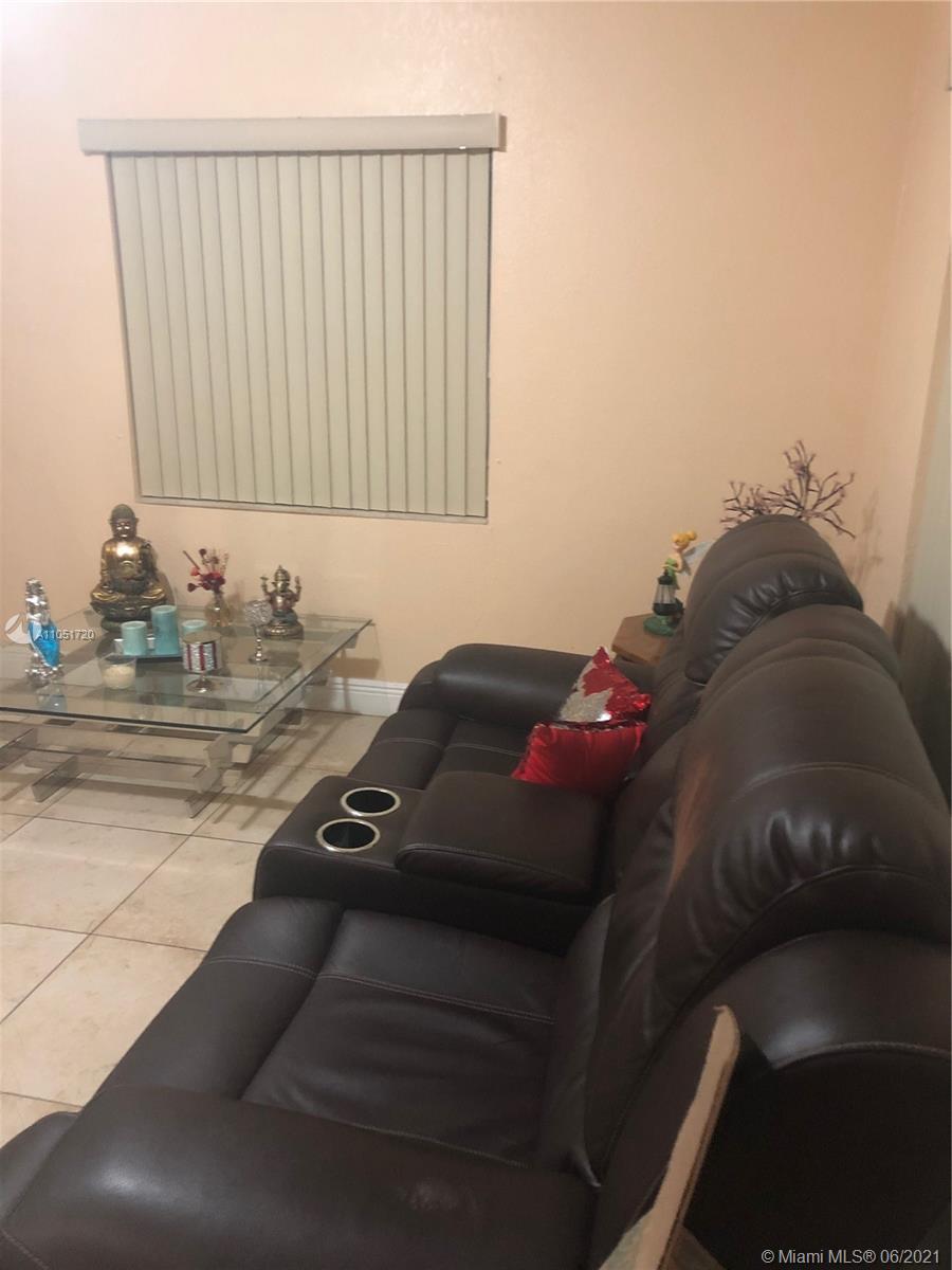 See details / 2784 sq. ft. $ 2021-06-03 0 Photo