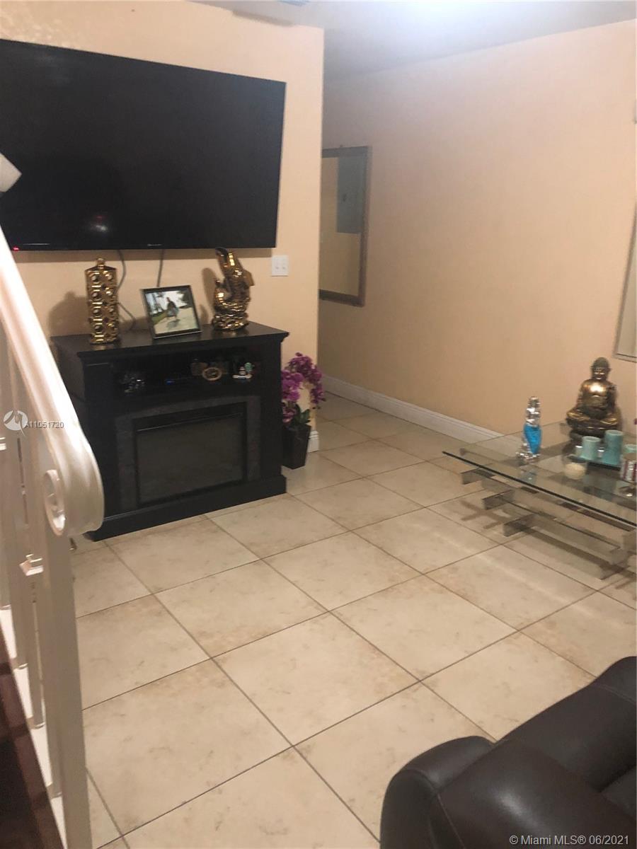 See details / 2784 sq. ft. $ 2021-06-03 0 Photo