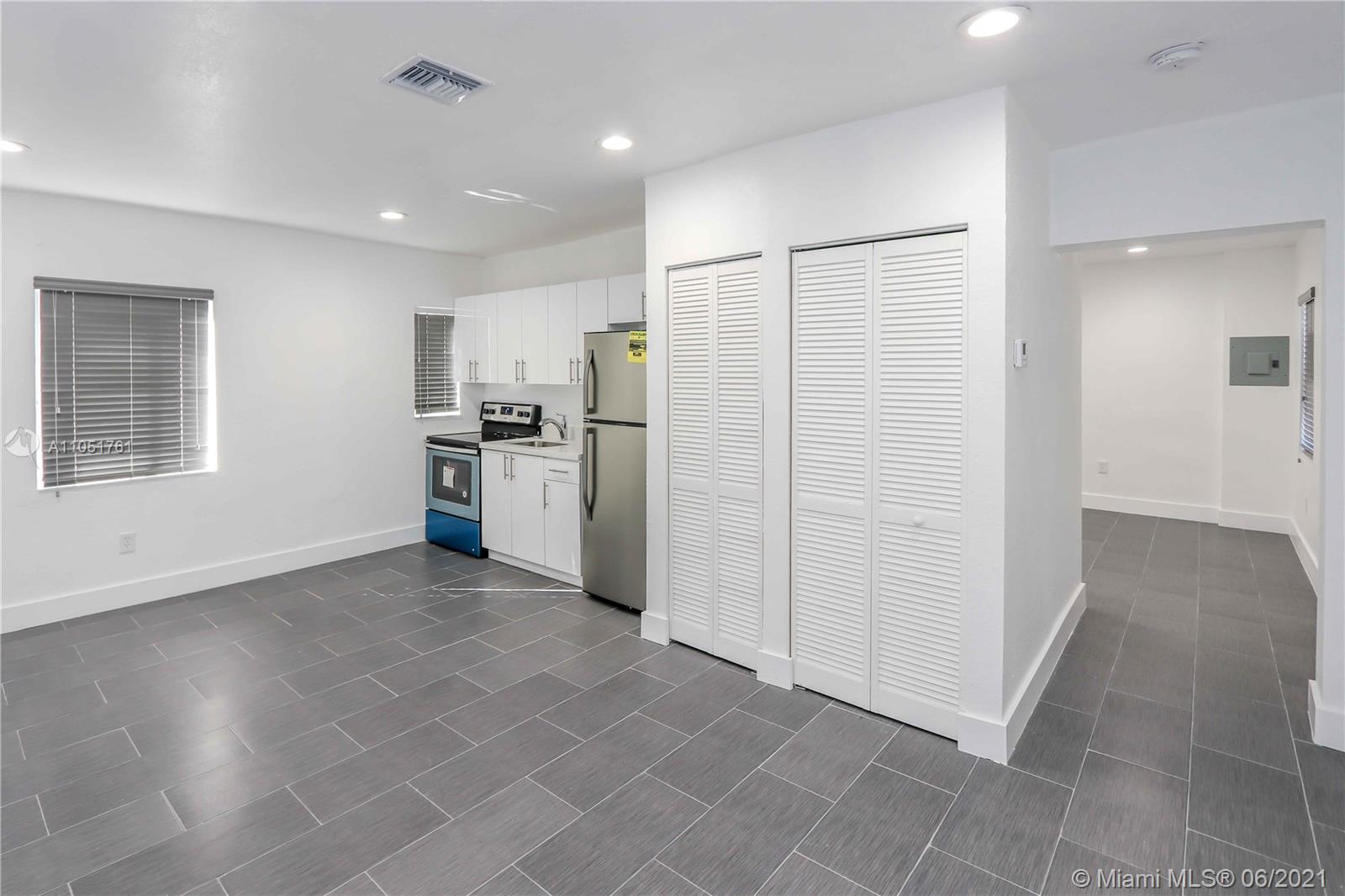 See details / 2326 sq. ft. $ 2021-06-03 0 Photo