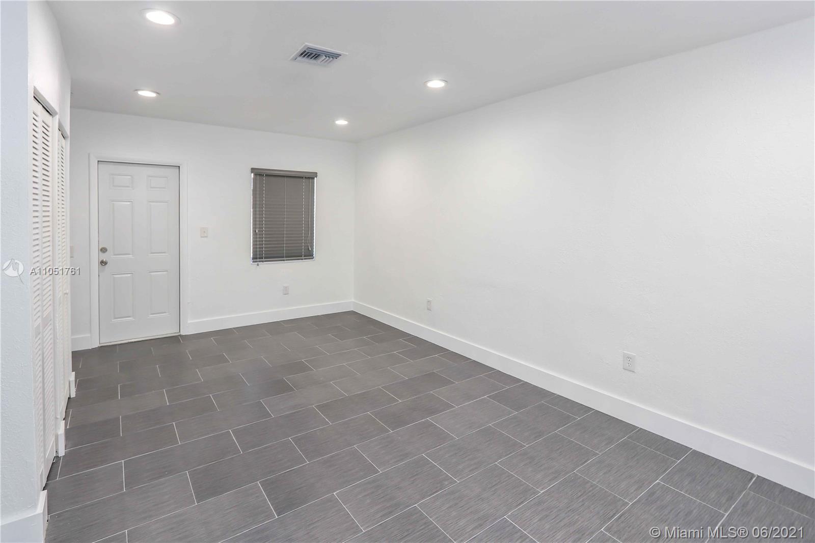See details / 2326 sq. ft. $ 2021-06-03 0 Photo