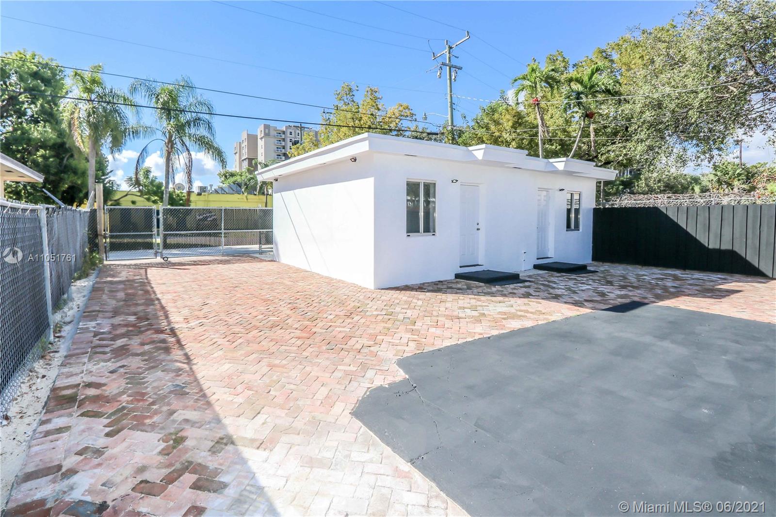 See details / 2326 sq. ft. $ 2021-06-03 0 Photo