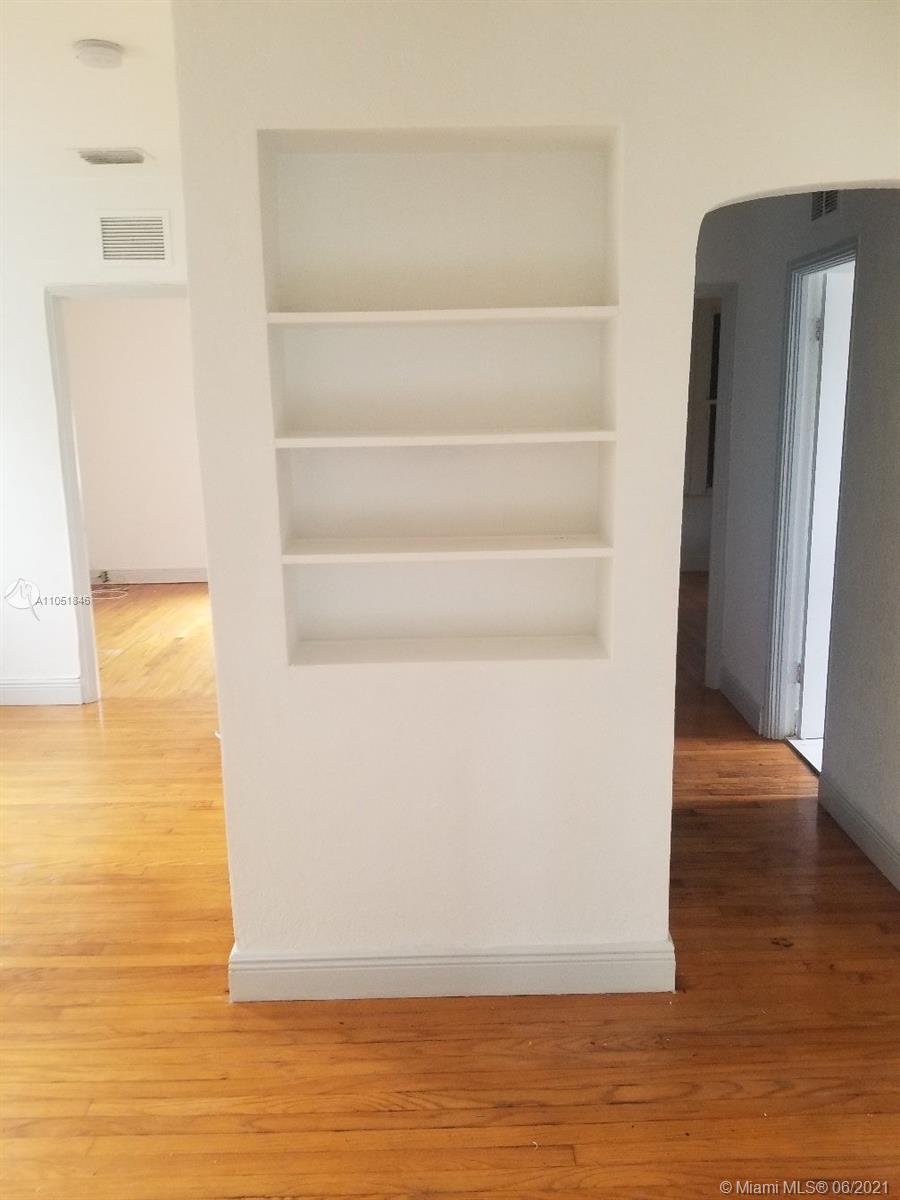 See details / 1450 sq. ft. $ 2021-06-03 0 Photo