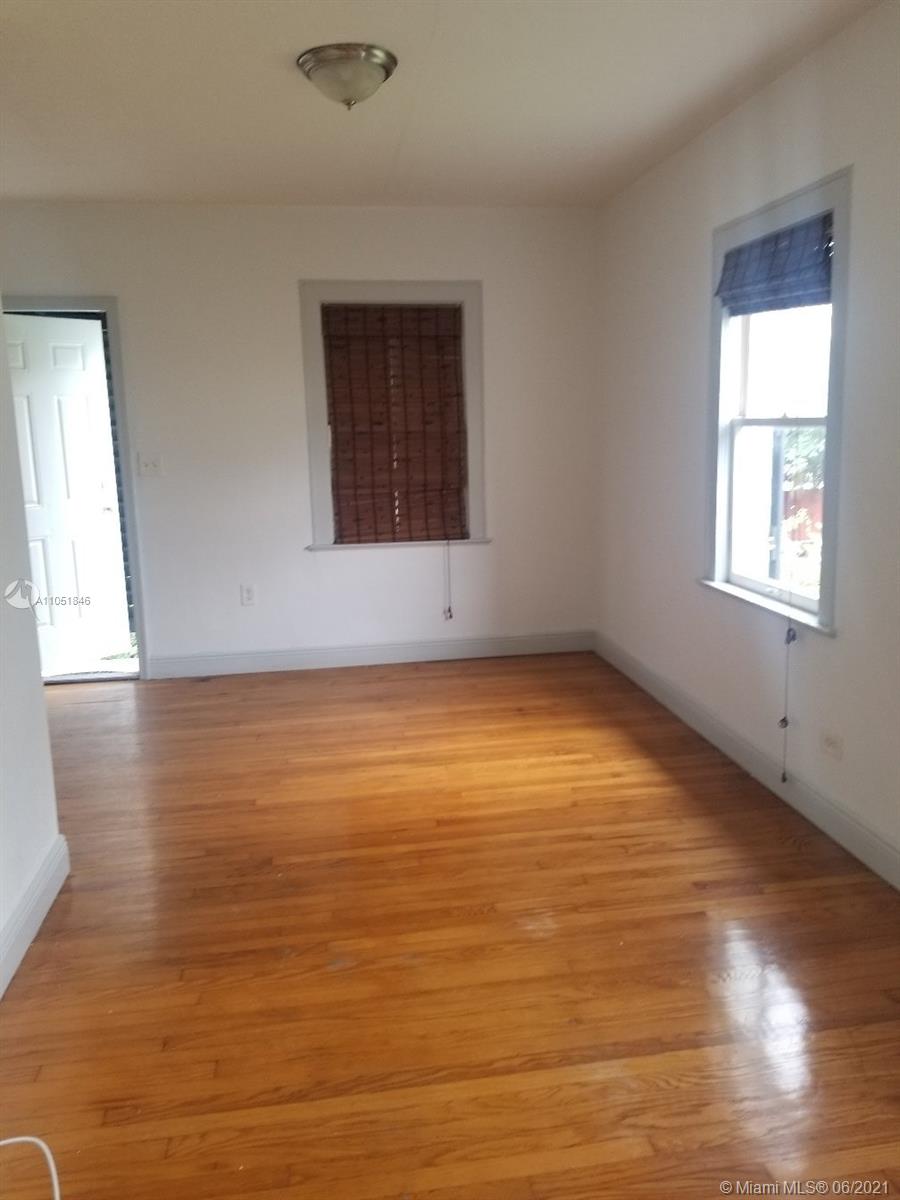 See details / 1450 sq. ft. $ 2021-06-03 0 Photo