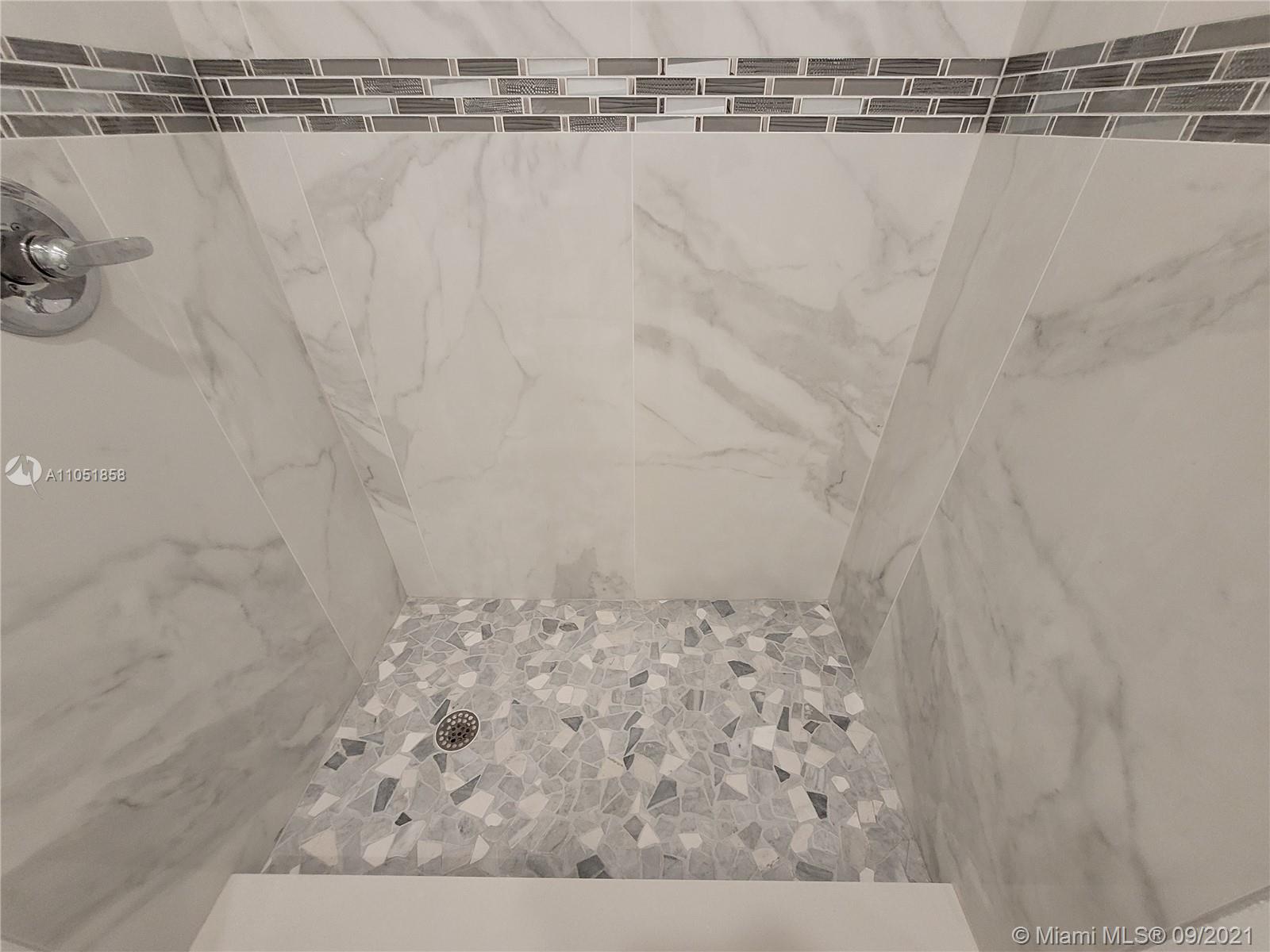 See details / 2082 sq. ft. $ 2021-06-03 0 Photo