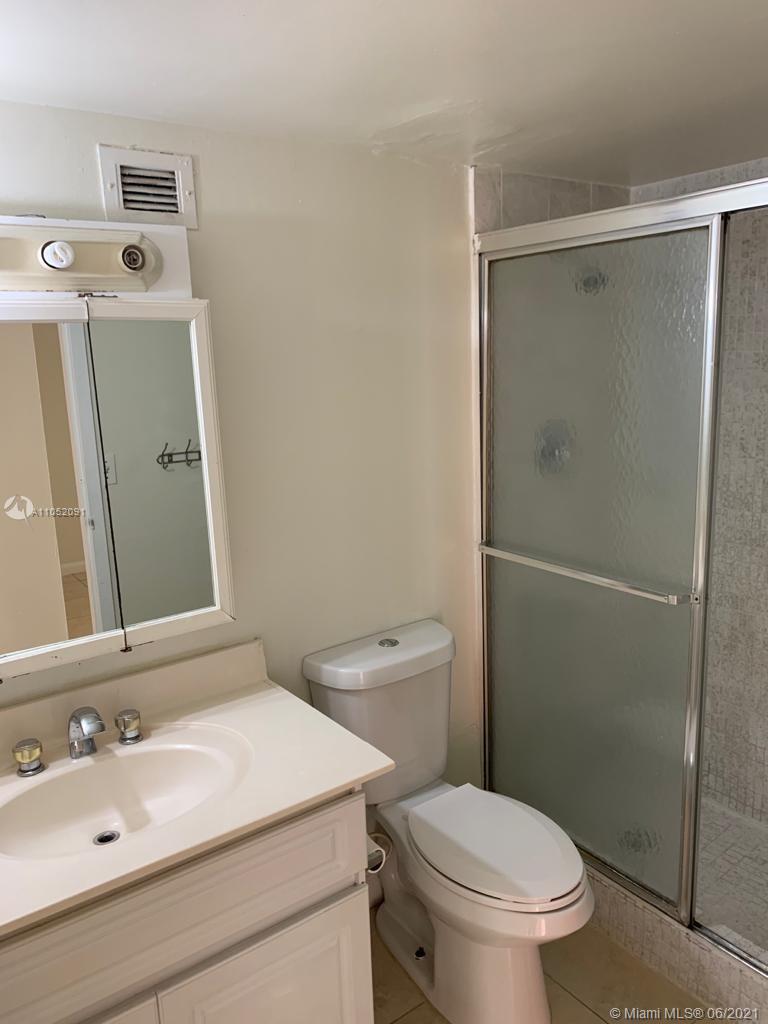 Photo of 17021 Bay Rd #915, Sunny Isles Beach, Florida, 33160 -
