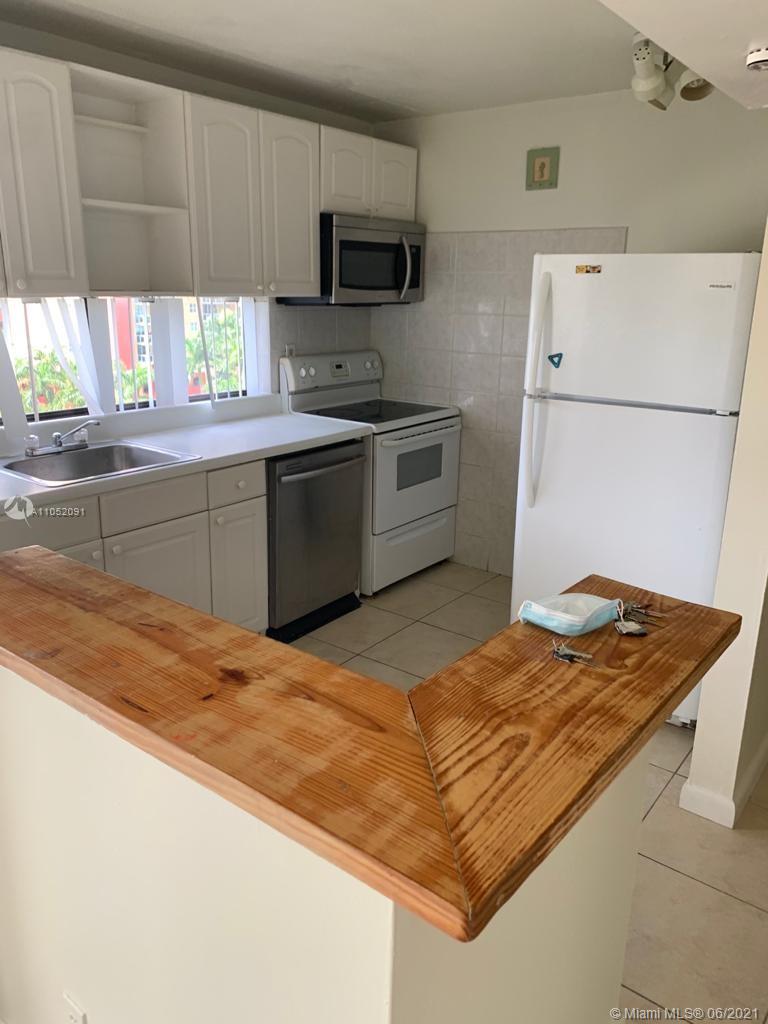 Photo of 17021 Bay Rd #915, Sunny Isles Beach, Florida, 33160 -