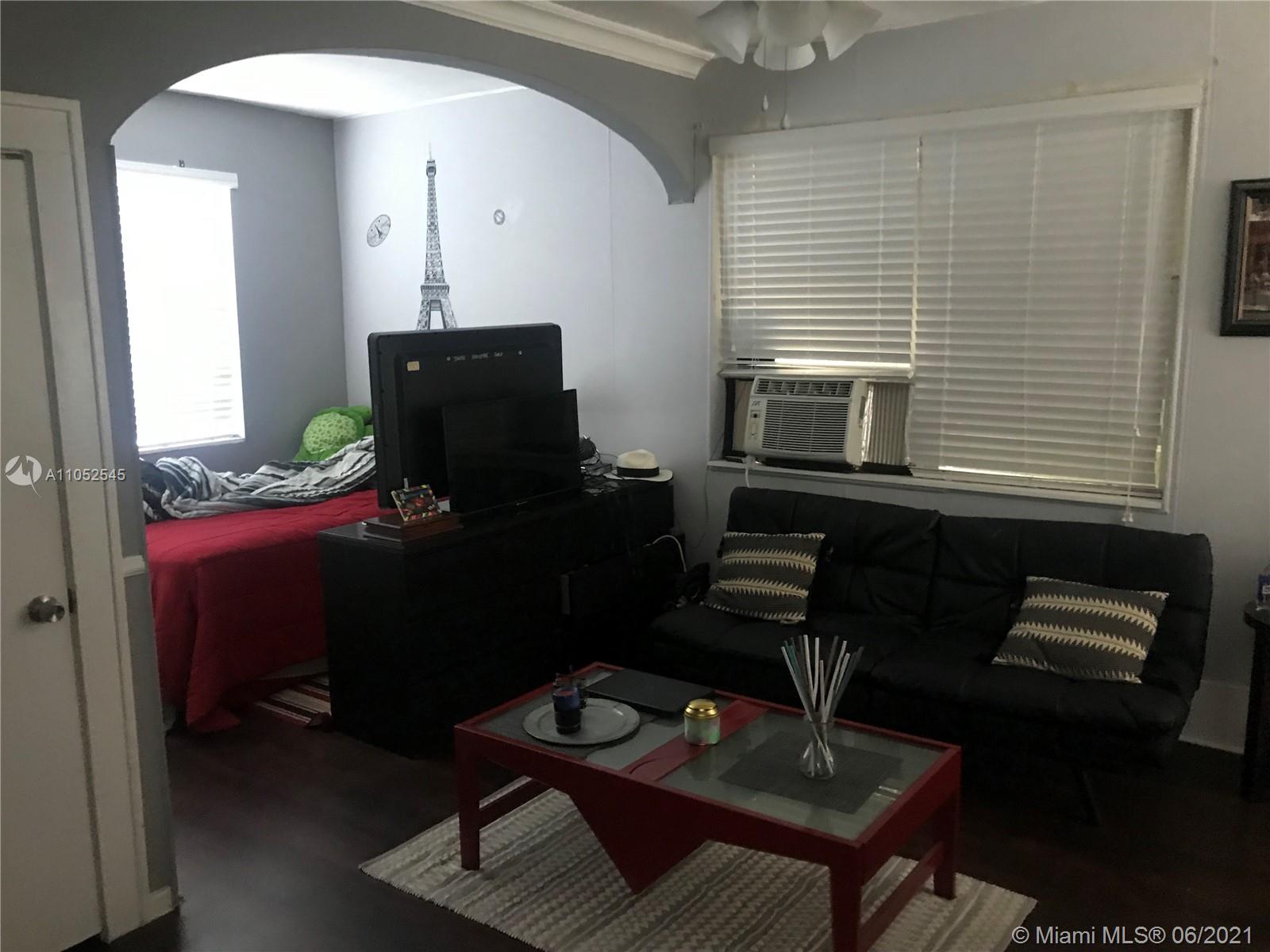 See details / 1296 sq. ft. $ 2021-06-04 0 Photo