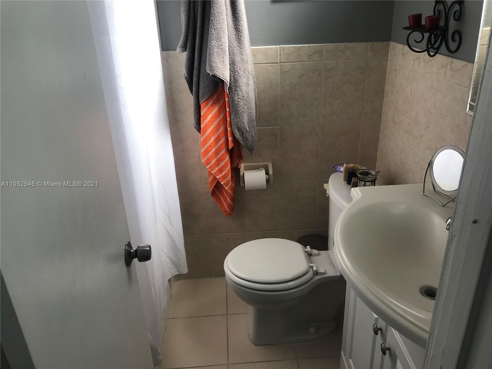 See details / 1296 sq. ft. $ 2021-06-04 0 Photo
