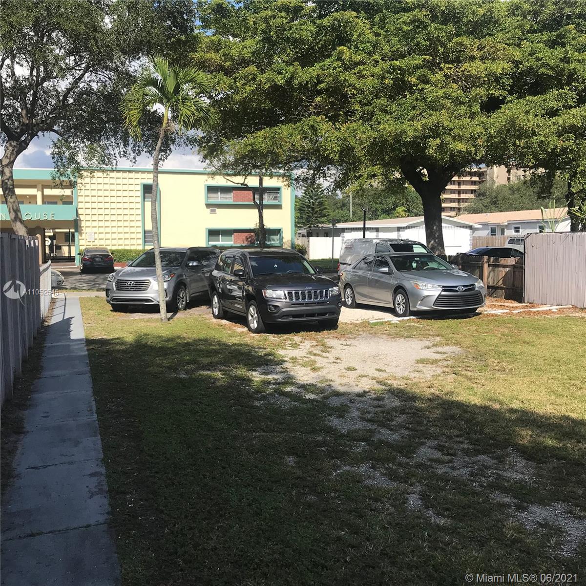 See details / 1296 sq. ft. $ 2021-06-04 0 Photo