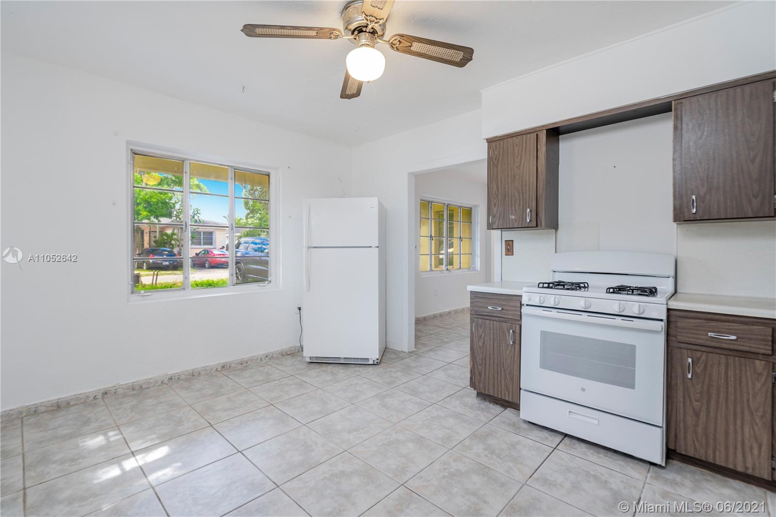 See details / 1570 sq. ft. $ 2021-06-04 0 Photo