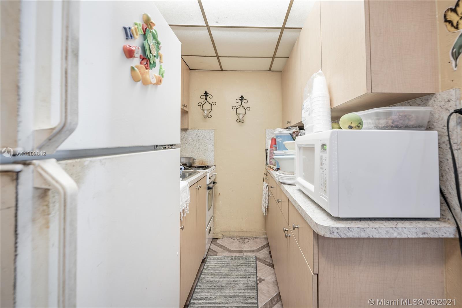 See details / 1570 sq. ft. $ 2021-06-04 0 Photo