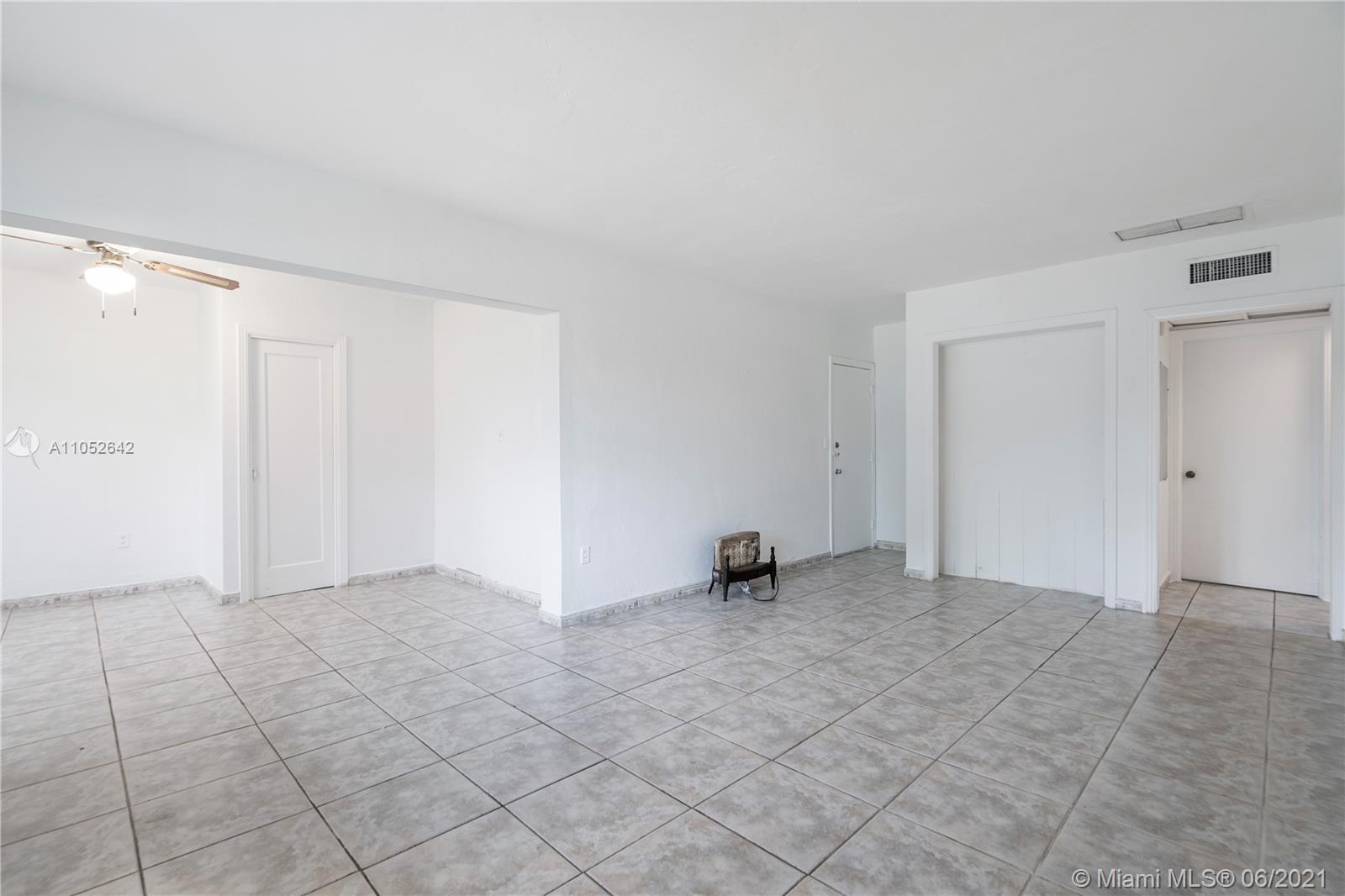 See details / 1570 sq. ft. $ 2021-06-04 0 Photo