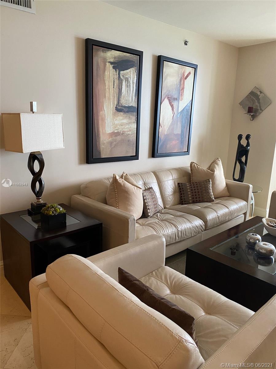 See details 3111 3 / 2 1554 sq. ft. $ 2021-06-06 0 Photo