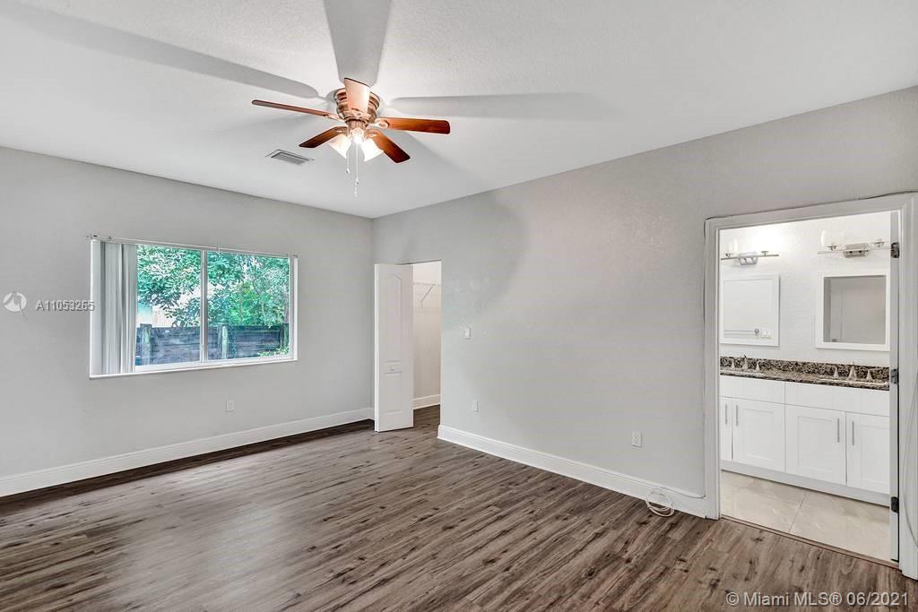 See details / 3307 sq. ft. $ 2021-06-14 0 Photo