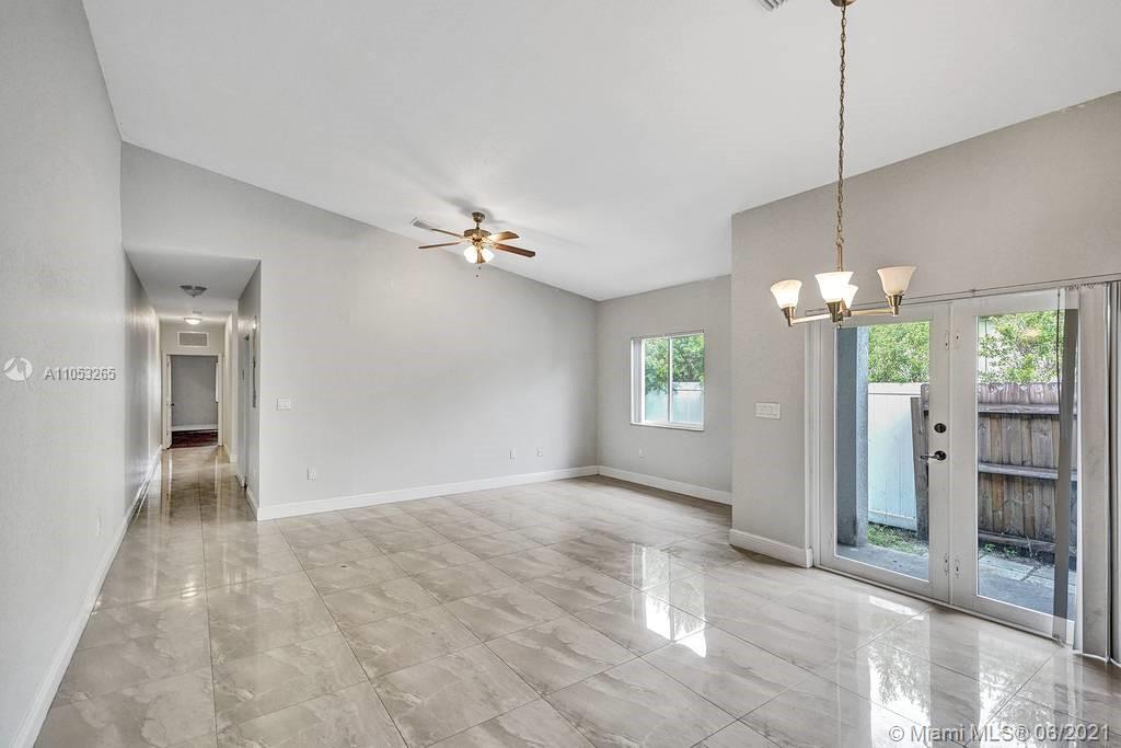 See details / 3307 sq. ft. $ 2021-06-14 0 Photo
