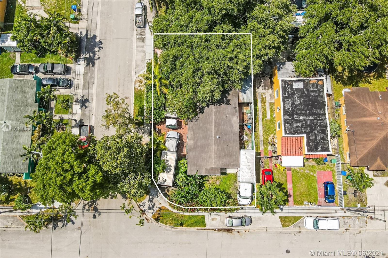 See details / 1500 sq. ft. $ 2021-06-07 0 Photo