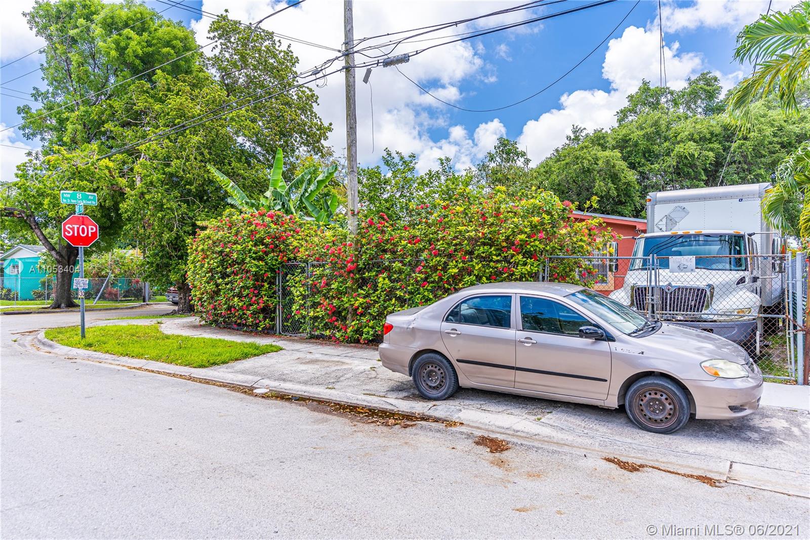 See details / 1500 sq. ft. $ 2021-06-07 0 Photo