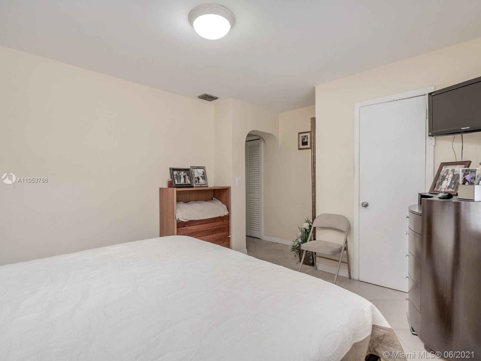 See details / 2098 sq. ft. $ 2021-06-08 0 Photo