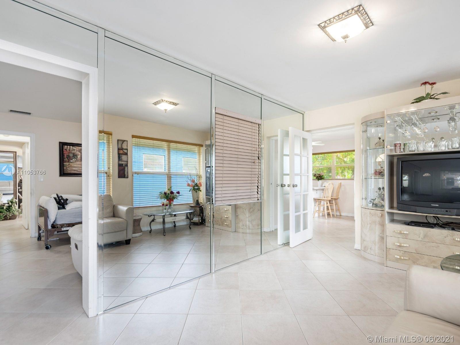 See details / 2098 sq. ft. $ 2021-06-08 0 Photo