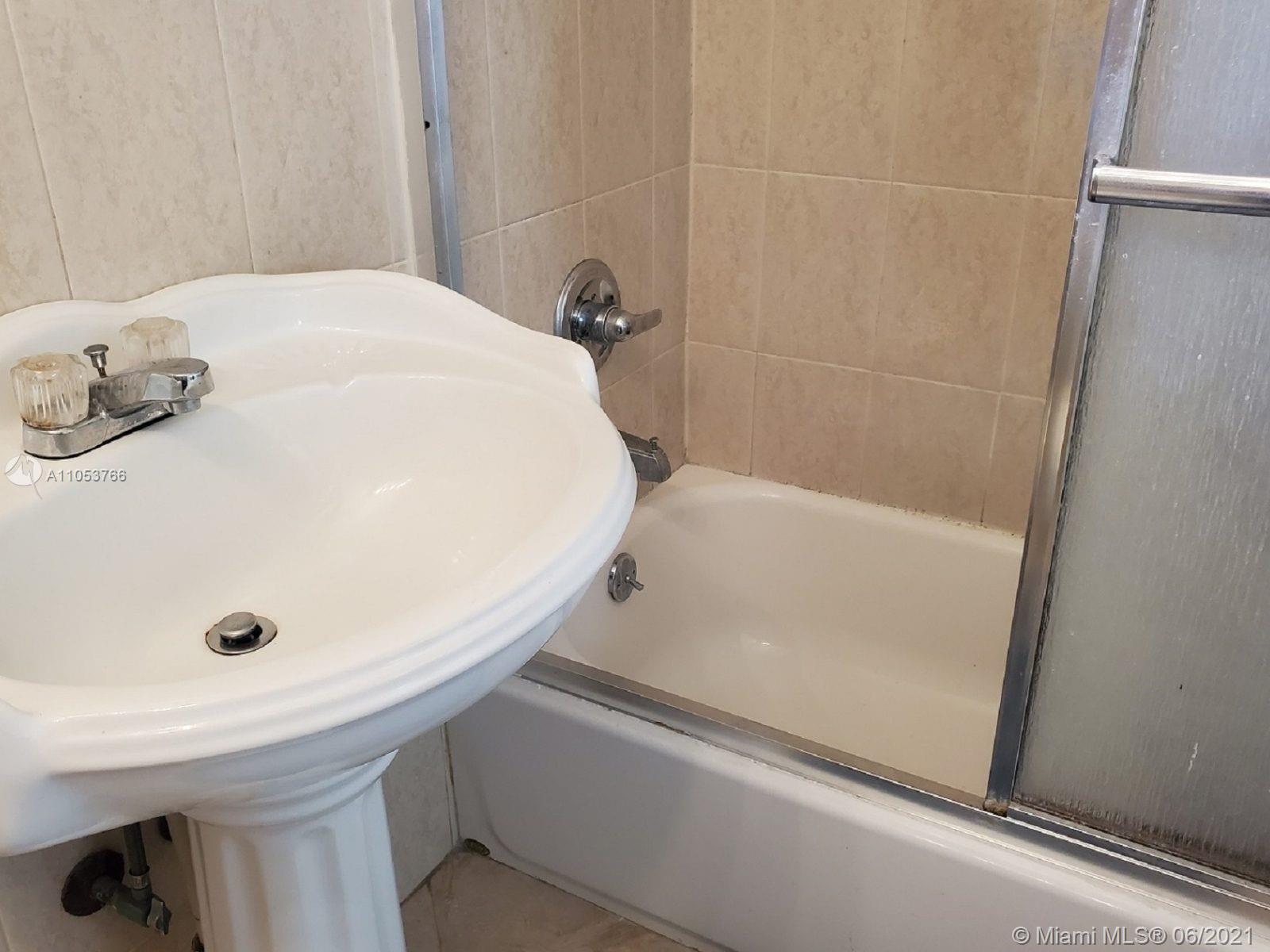 See details / 2098 sq. ft. $ 2021-06-08 0 Photo