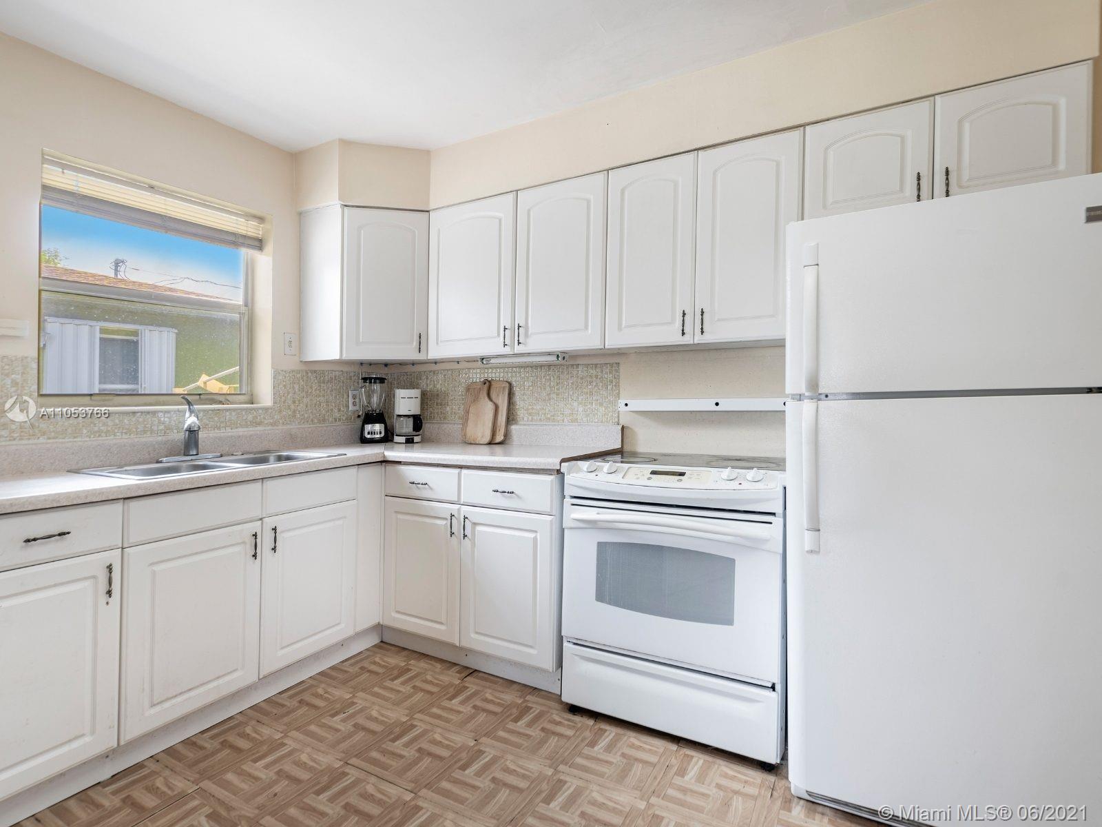 See details / 2098 sq. ft. $ 2021-06-08 0 Photo
