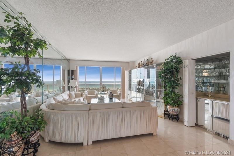 Photo of 20281 Country Club Dr. #2204, Aventura, Florida, 33180 - Living Room with ocean view