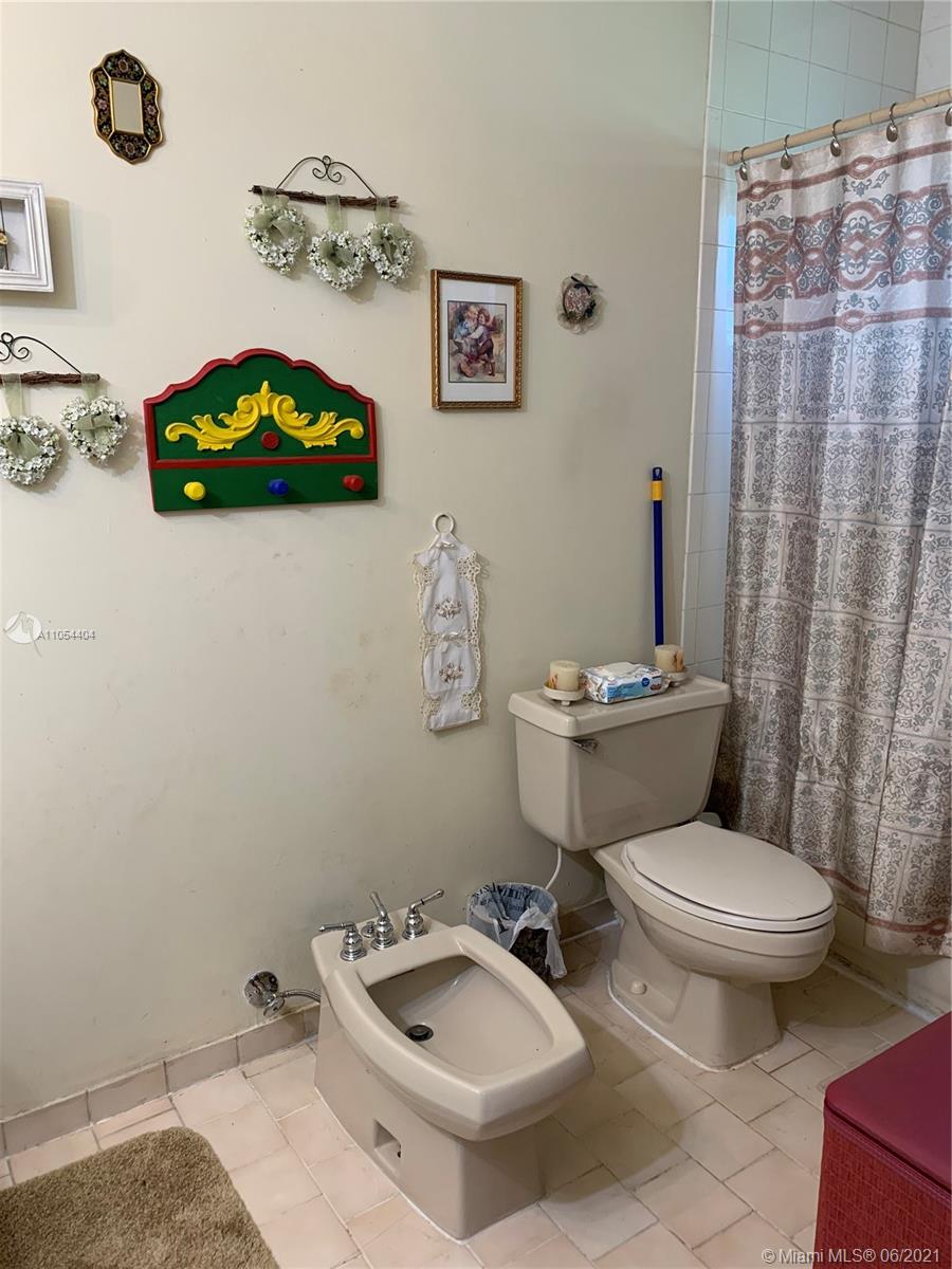 See details / 2877 sq. ft. $ 2021-06-09 0 Photo