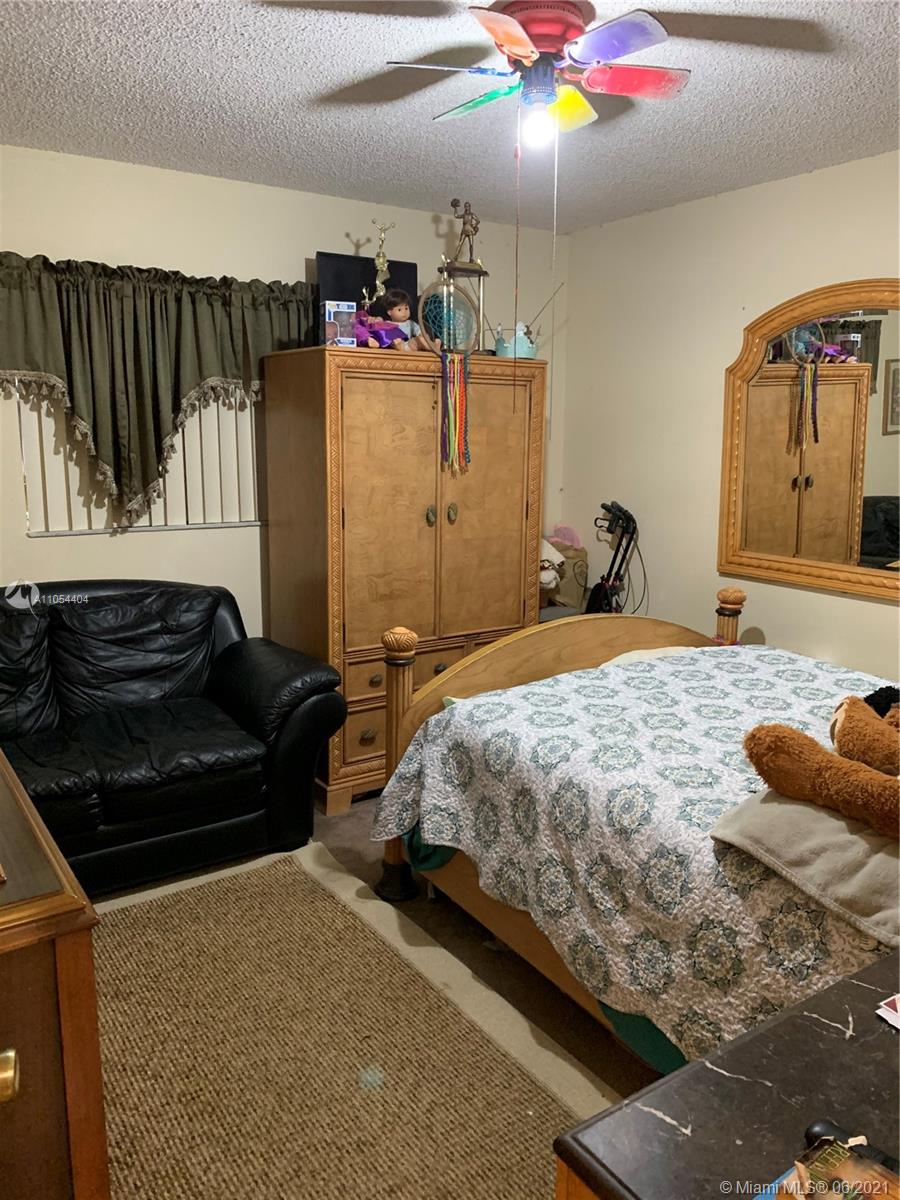 See details / 2877 sq. ft. $ 2021-06-09 0 Photo