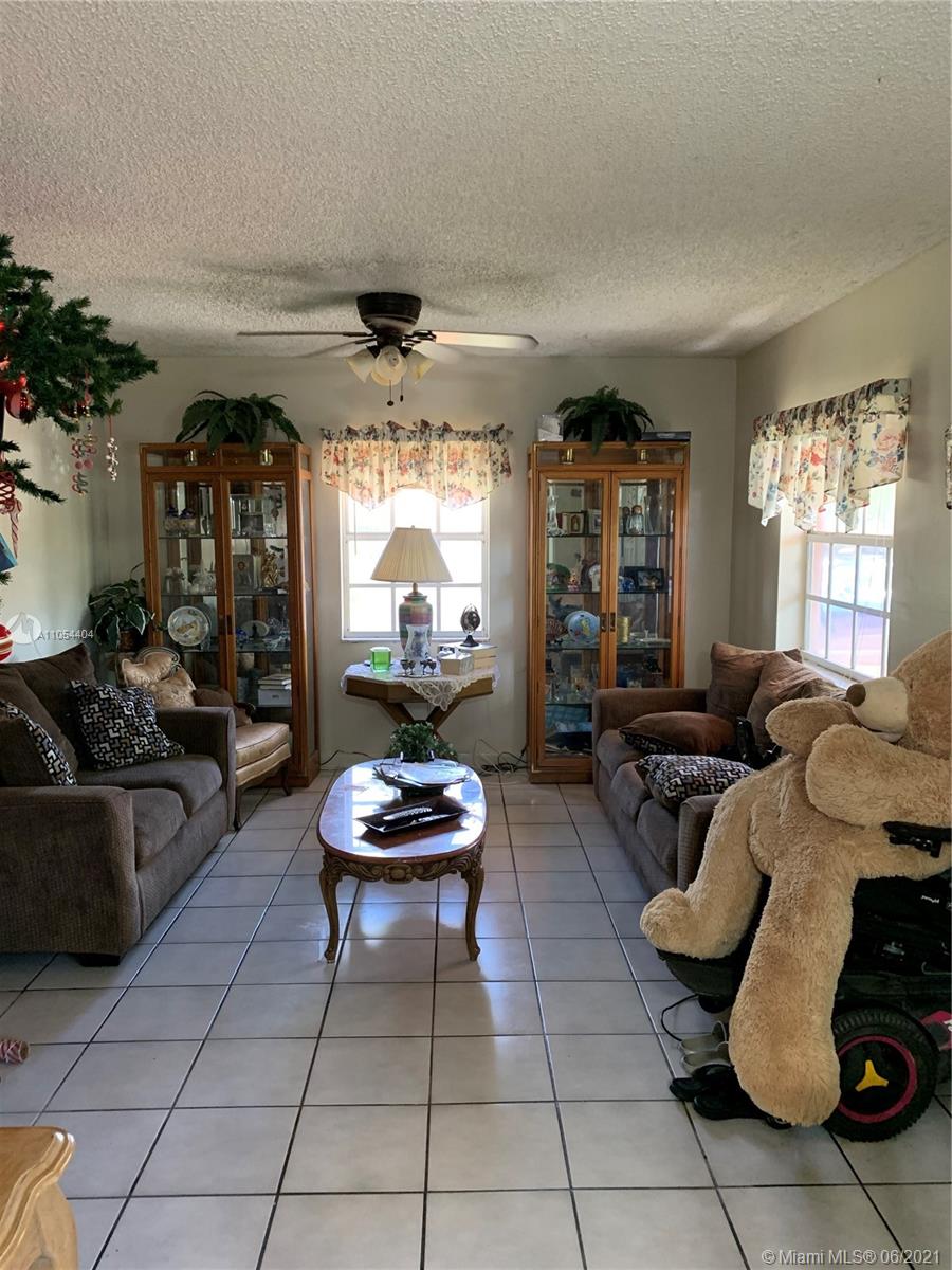 See details / 2877 sq. ft. $ 2021-06-09 0 Photo