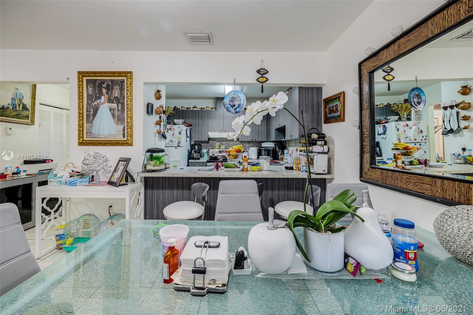 See details / 2536 sq. ft. $ 2021-06-09 0 Photo