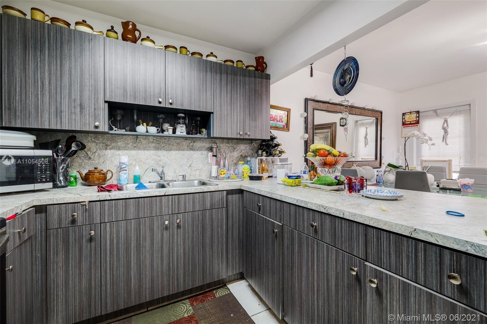 See details / 2536 sq. ft. $ 2021-06-09 0 Photo