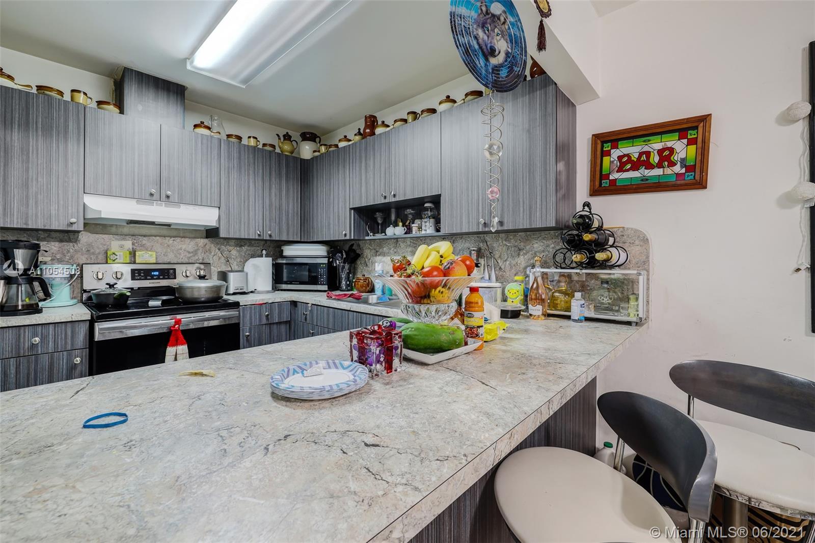 See details / 2536 sq. ft. $ 2021-06-09 0 Photo
