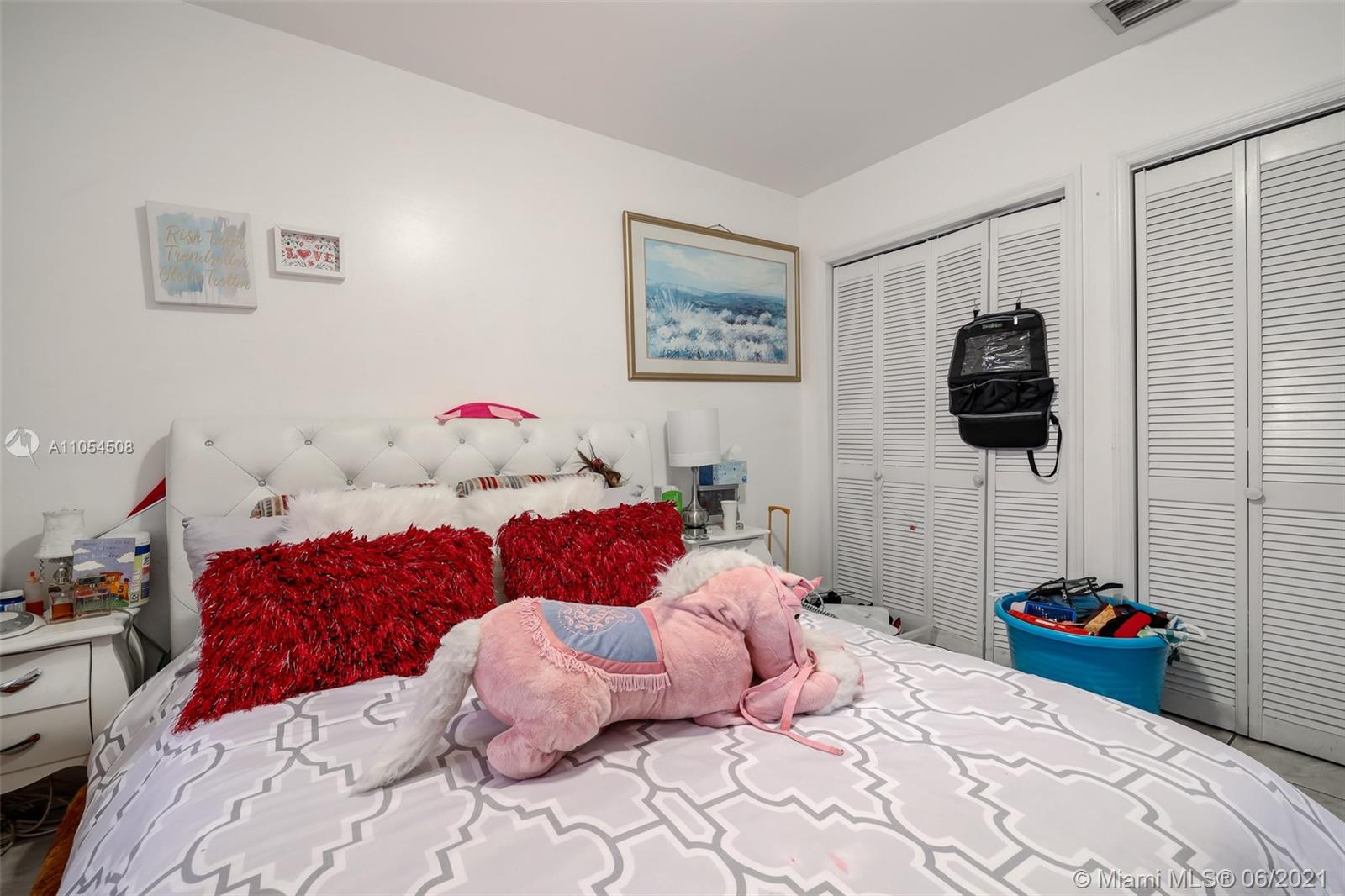 See details / 2536 sq. ft. $ 2021-06-09 0 Photo